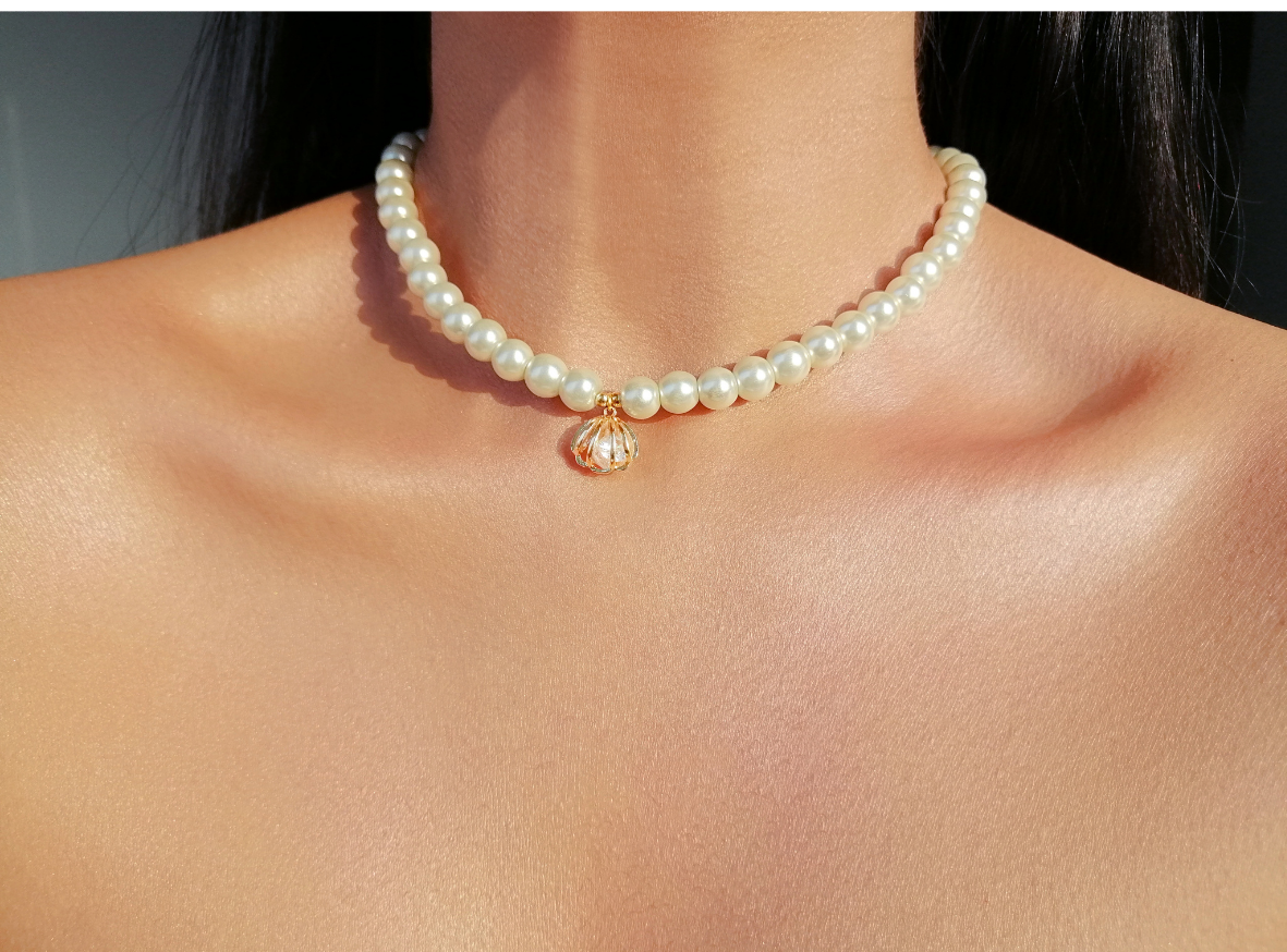 Eleganter 24K Muschel-Perlen-Choker